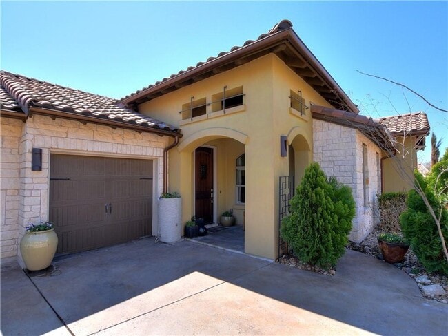 Building Photo - 14912 Falconhead Grove Loop