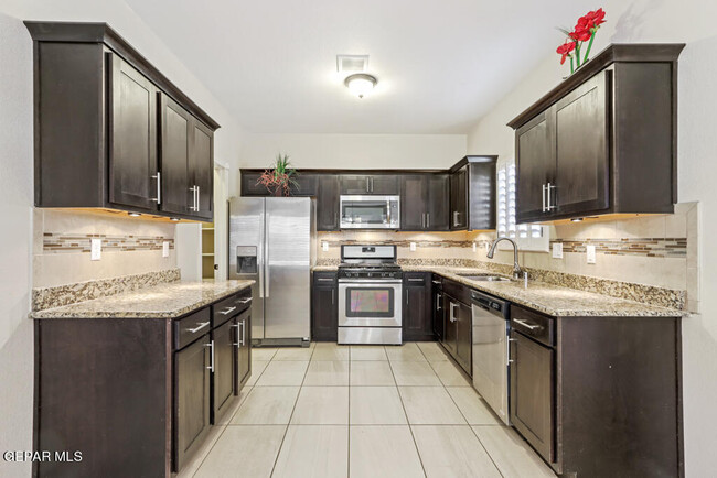 Building Photo - 14729 Oldenberg Ct