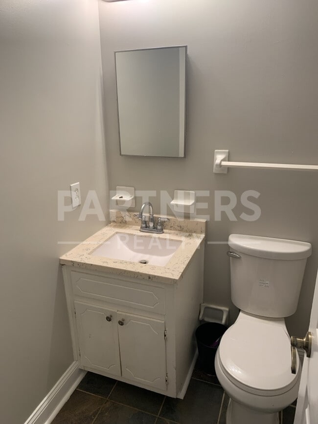 Building Photo - 3379 Brookwood