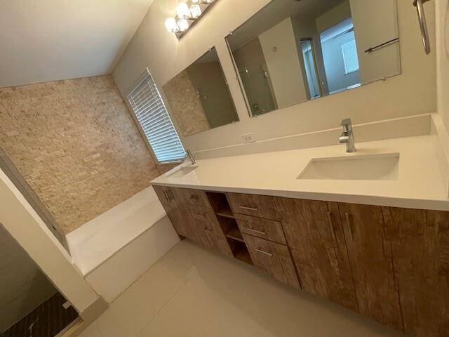 Building Photo - 1156 Chinaberry Dr