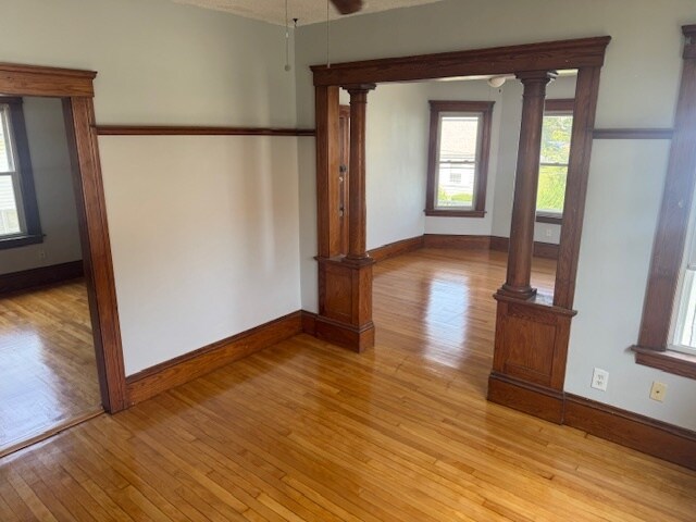 Living Room/Dining Room - 21 Falmouth St