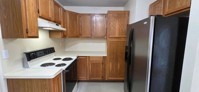 Building Photo - Available Now! Adorable 2 Bedroom 2 Bath Duplex in Longview!