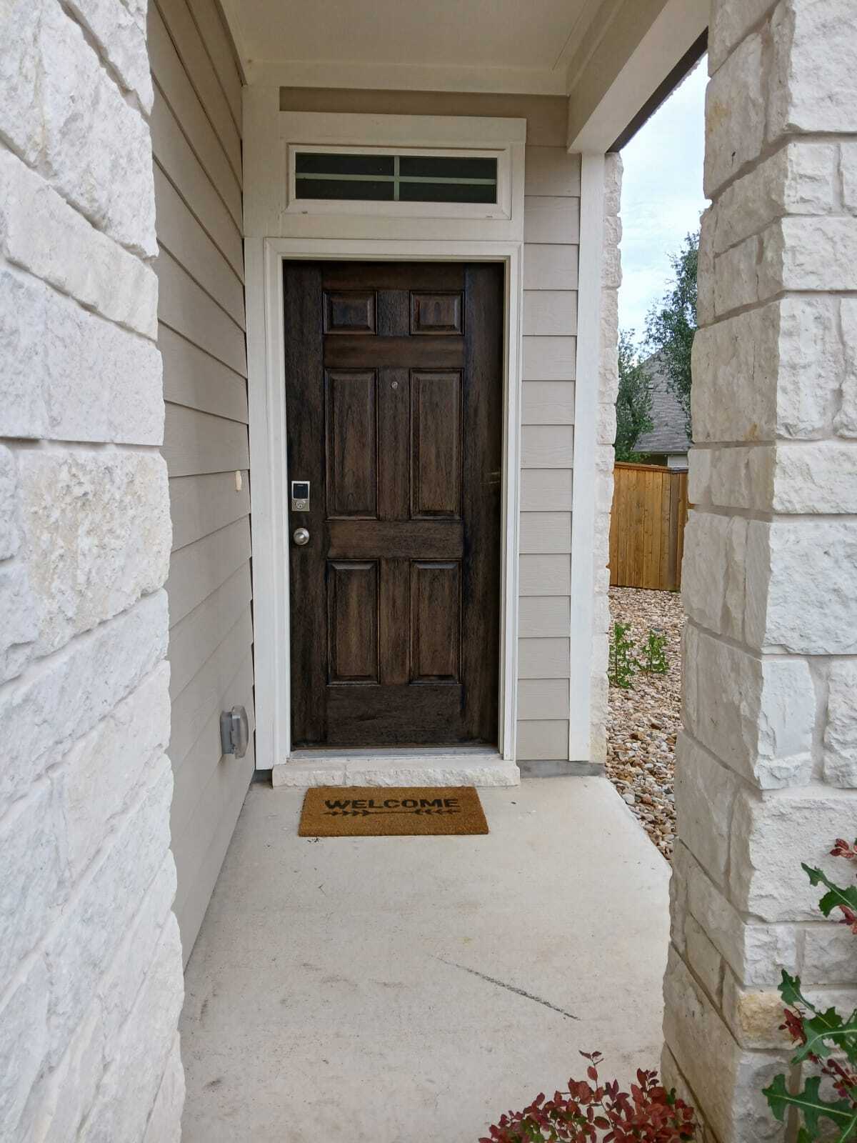 Building Photo - 2320 Calvert Dr