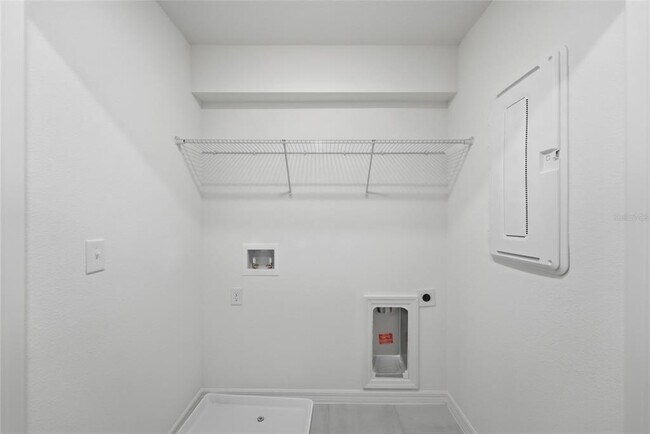 Building Photo - 2791 Raindrop Run St