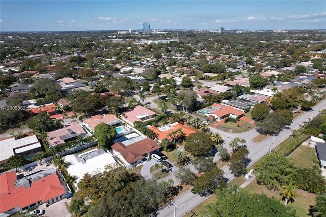 Building Photo - 3460 N 46th Ave