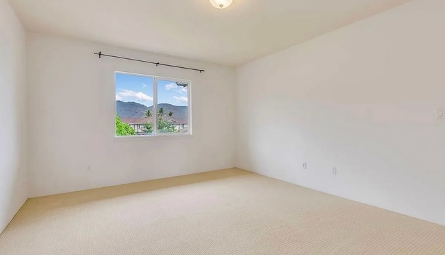 Building Photo - 520 Lunalilo Home Rd