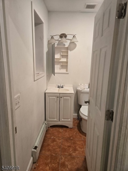 Building Photo - 38 11th Ave W