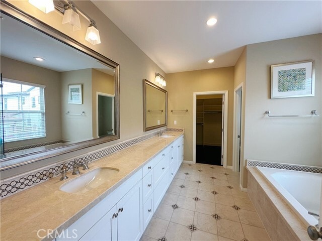 Building Photo - 65 Elmdale