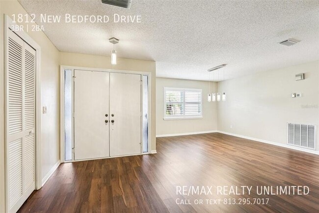 Building Photo - 1812 New Bedford Dr