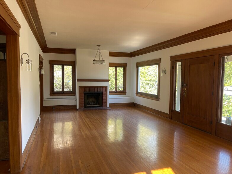 Large living room /dining room - 147 N Baldwin Ave