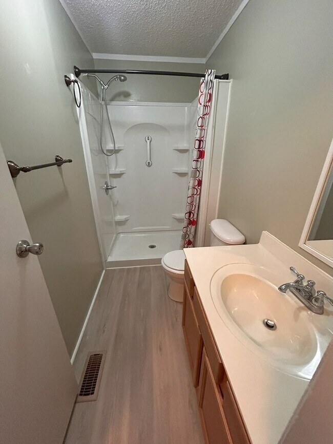 Building Photo - Immaculate 4BR Mobile Home in the heart of...