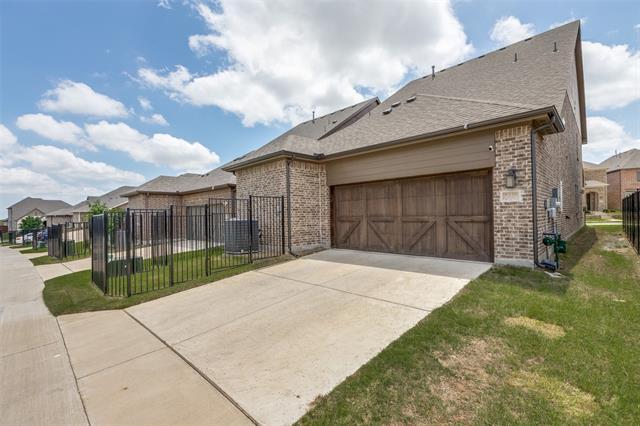 Building Photo - 8220 Bethpage Dr