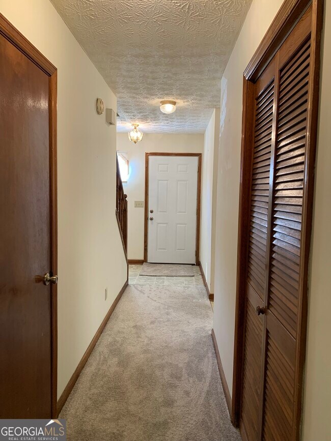 Building Photo - 1103 Booth Ct SW