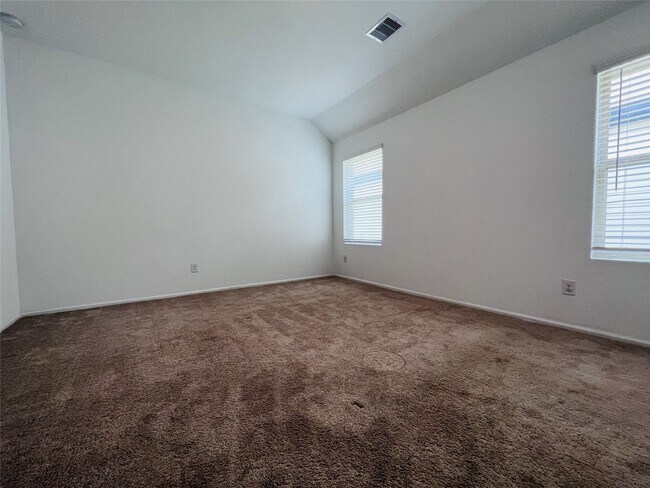 Building Photo - 5827 Dry Brush Pl