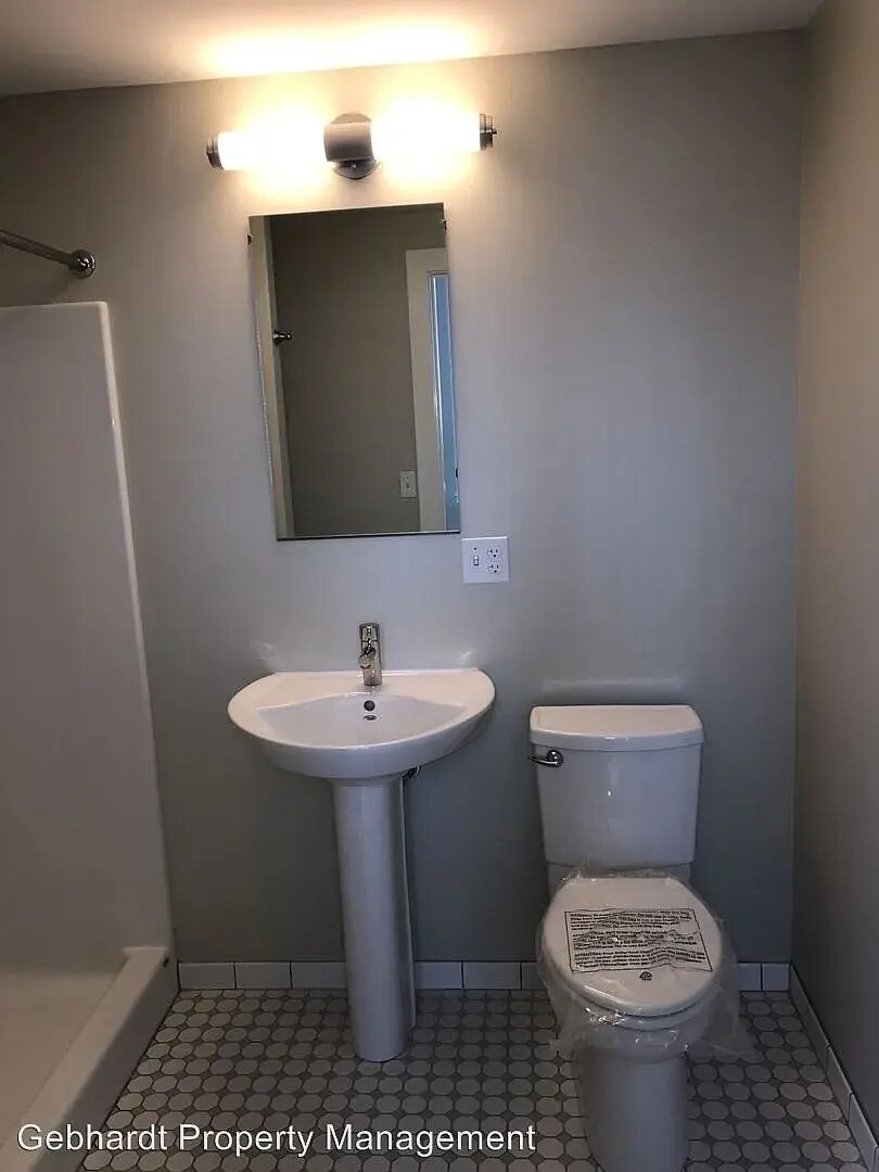 Building Photo - 3 Pleasant Ave