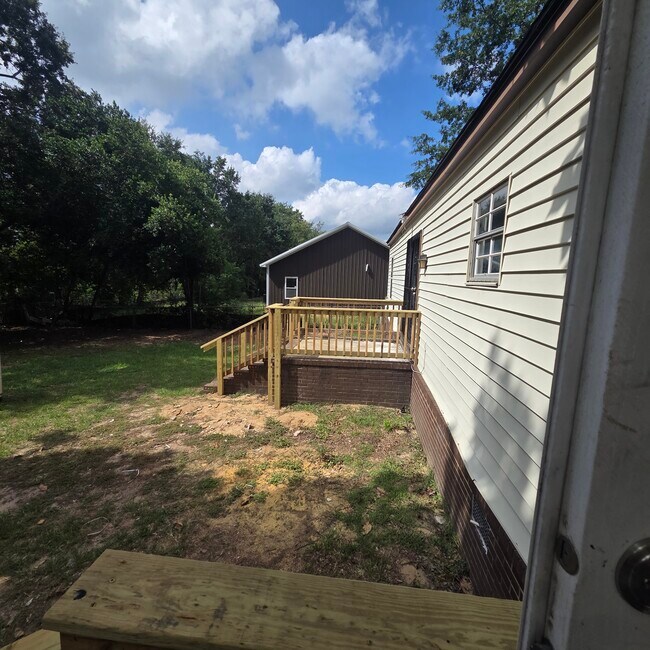 Building Photo - 3526 Highview Ct
