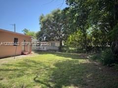 Building Photo - 970 NE 133rd St