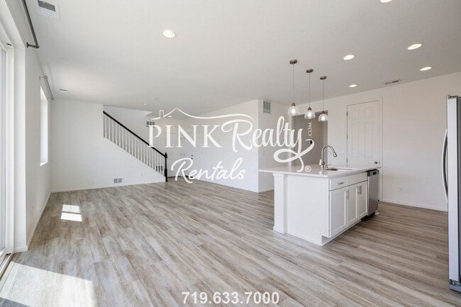 Building Photo - 8033 Buffalo Horn Dr