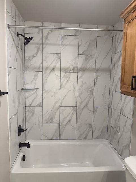 Building Photo - 8525 Cassian Dr