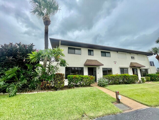 Primary Photo - 3030 N Atlantic Ave