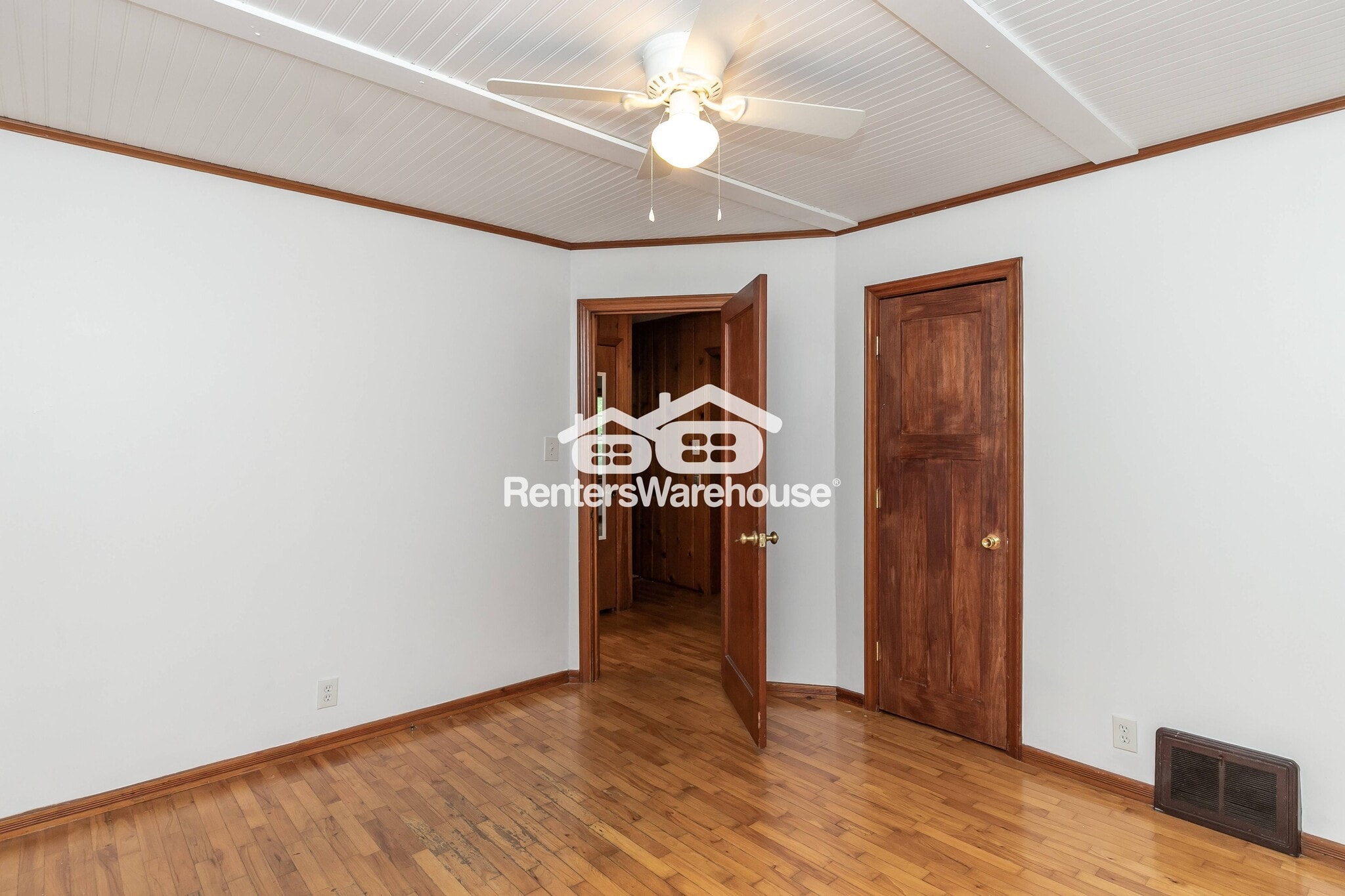 Building Photo - 5531 NW Venetian Dr