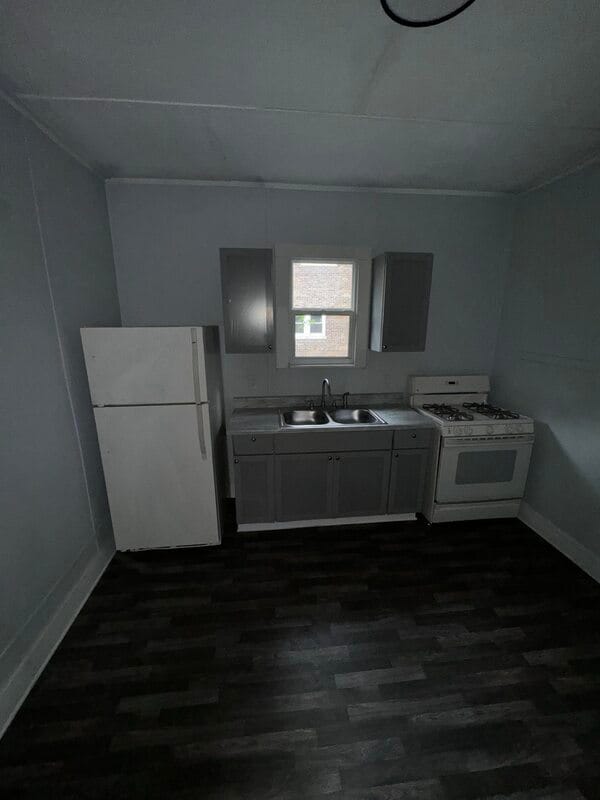 Building Photo - 1009 Ellsworth Pl