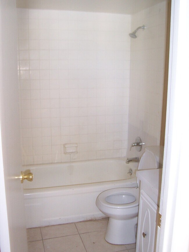 Building Photo - 2765 L B McLeod Rd