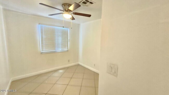 Building Photo - 4724 N 61st Ave