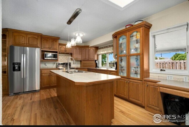 Building Photo - 1621 Kennedy Ave