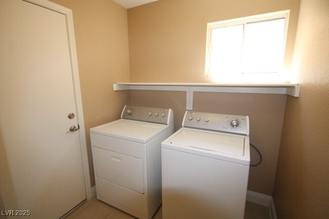 Building Photo - 9616 W Port Orange Ln