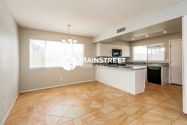 Building Photo - 3 Bedroom Pet-Friendly Home in Mesa, AZ wi...