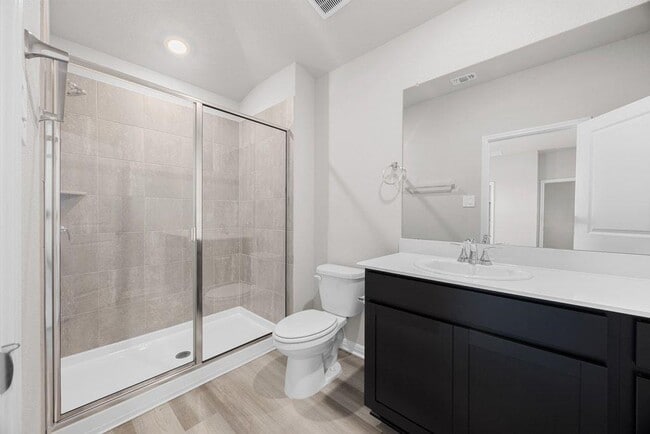 Building Photo - 140 Honey Bee Rd