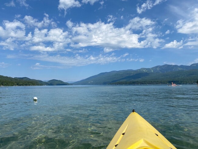 Building Photo - 710 Birch Point Dr