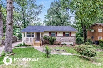 Building Photo - 1144 Linwood St