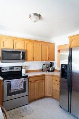 Building Photo - 985 E 100 S
