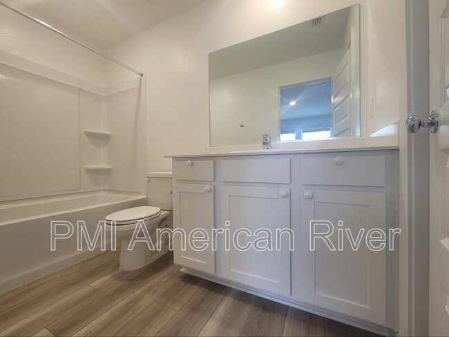 Building Photo - 7433 Penfield Dr