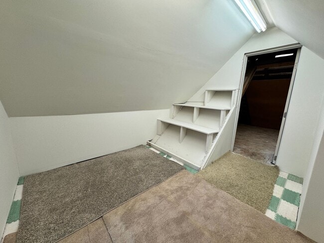 Building Photo - Two Bedroom Front House near Westside Village