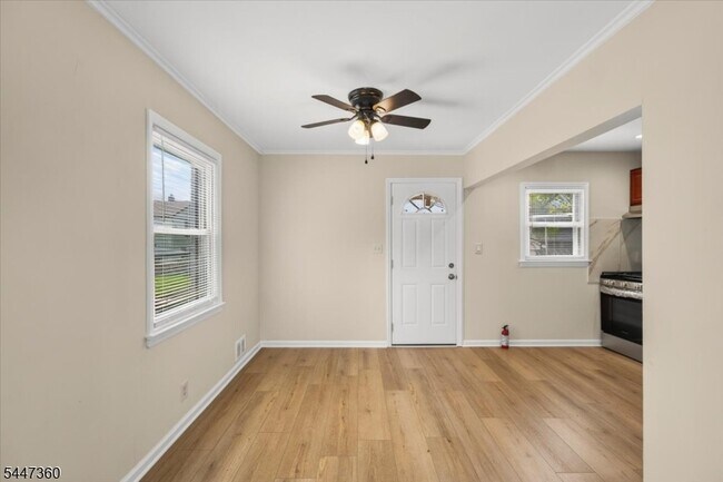 Building Photo - 1212 Burnet Ave