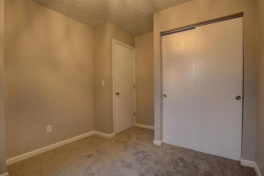 Building Photo - 1962 Manley Way