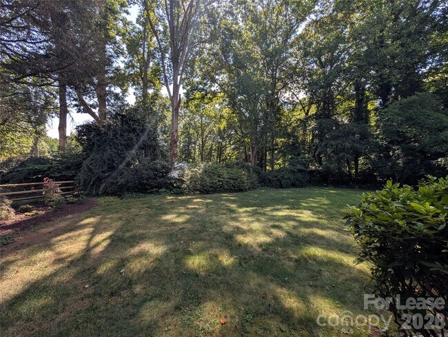 Building Photo - 103 Abingdon Cir