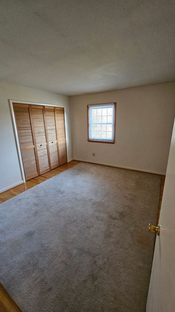 Building Photo - Spacious Single Family Home