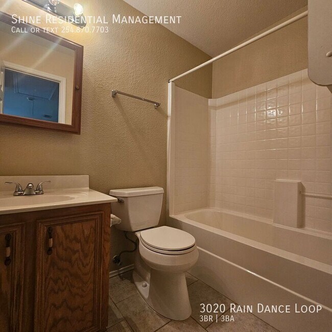 Building Photo - 3020 Rain Dance Loop