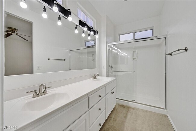 Building Photo - 1660 Rockcrest Hills Ave