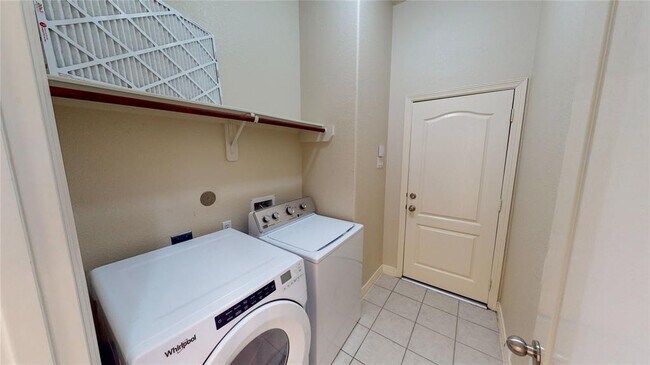 Building Photo - 18503 Polo Meadow Dr