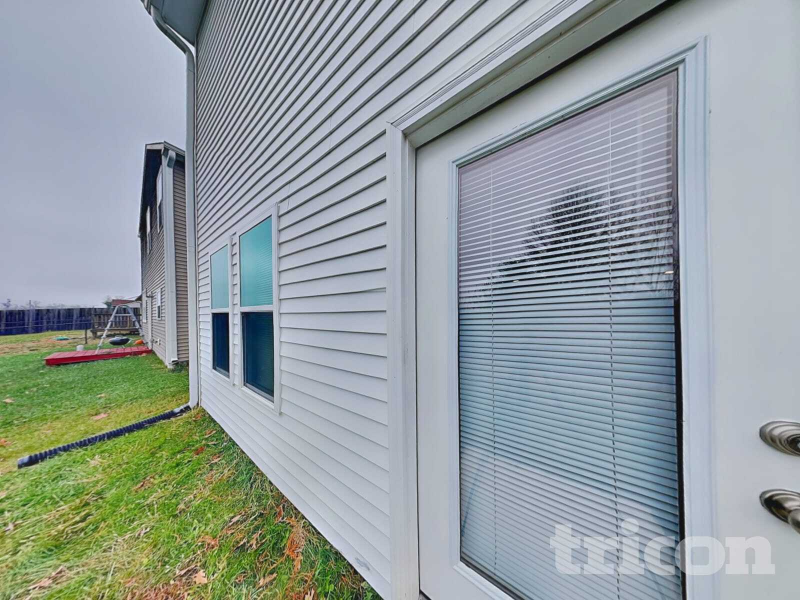 Building Photo - 1096 Tomahawk Pl