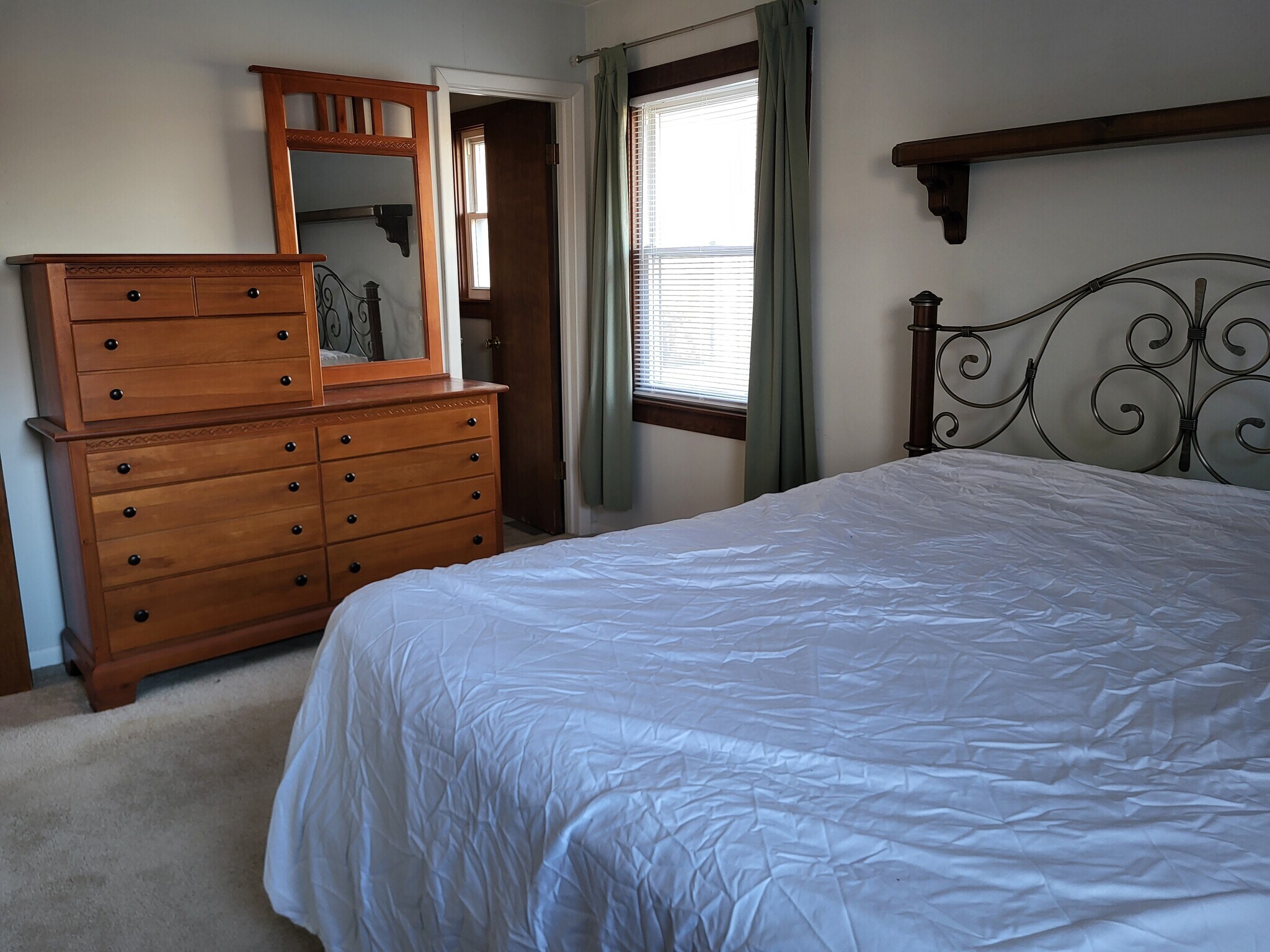 Building Photo - 242 Placid Ct