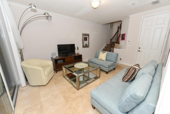 Building Photo - 3033 Waterside Cir