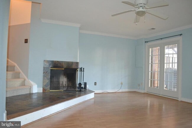 Building Photo - 3947 Valley Ridge Dr