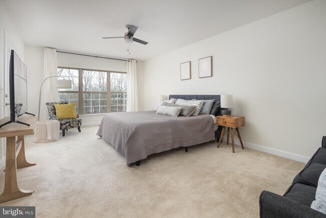 Building Photo - 7933 Turtle Crk Cir