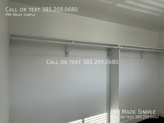 Building Photo - 258 1200 W
